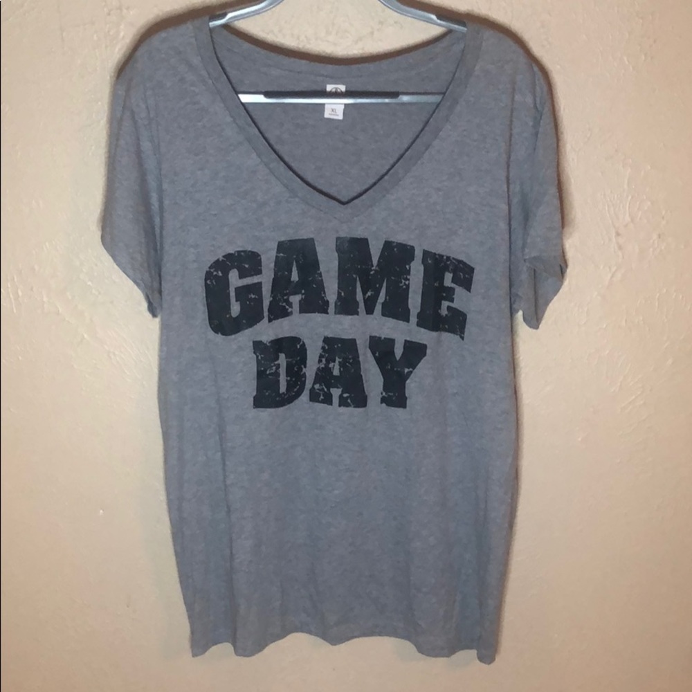 Game Day Basic T-shirt